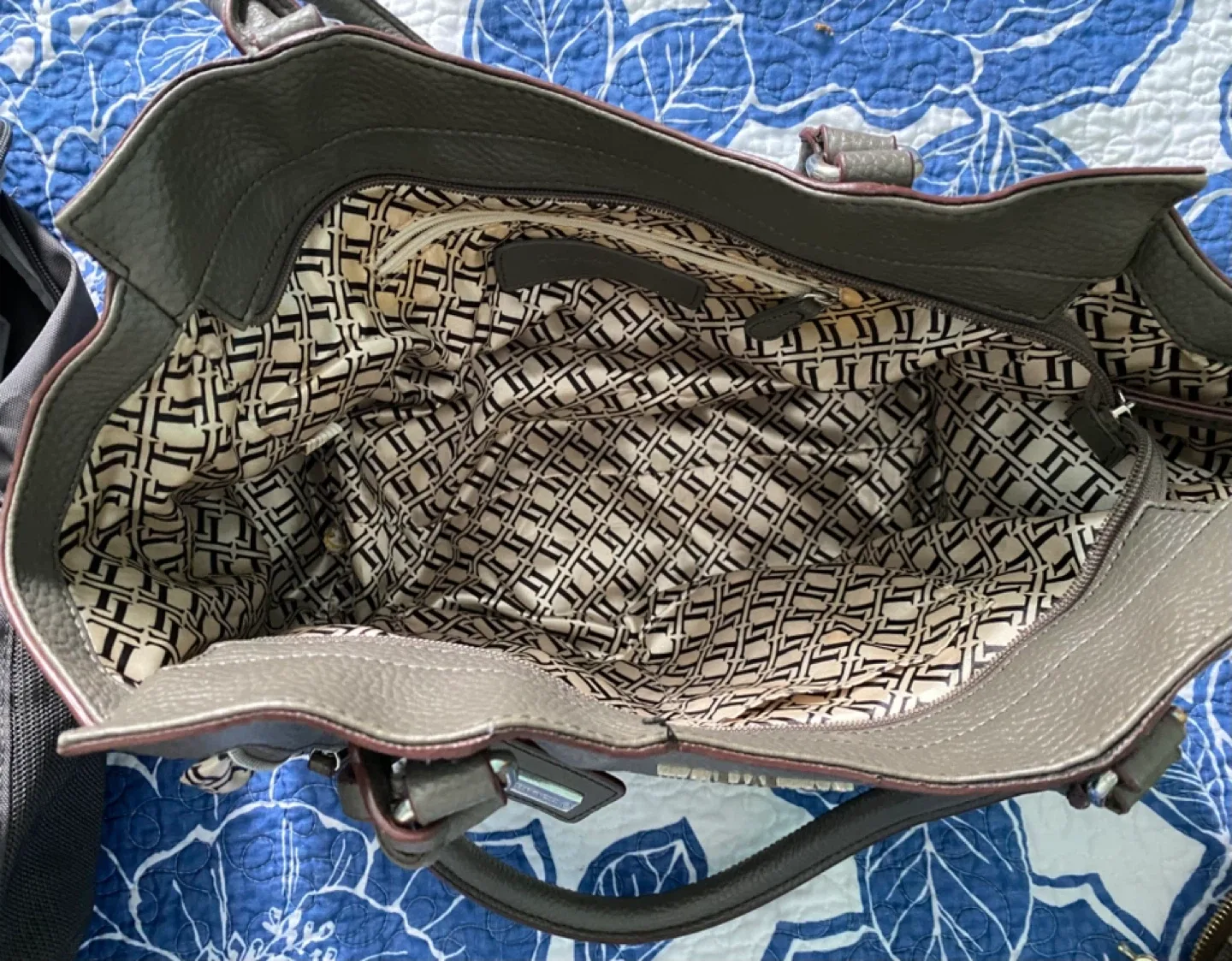 Lignanello Gray Tote Bag image indicator(4)