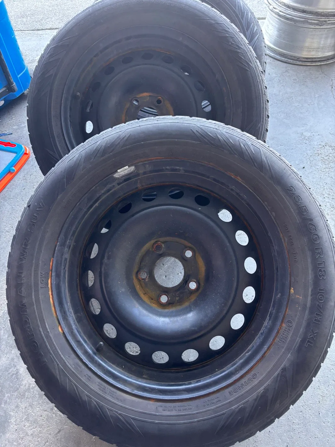 Nordman WR SUV 3 Tires - 235/60R18
