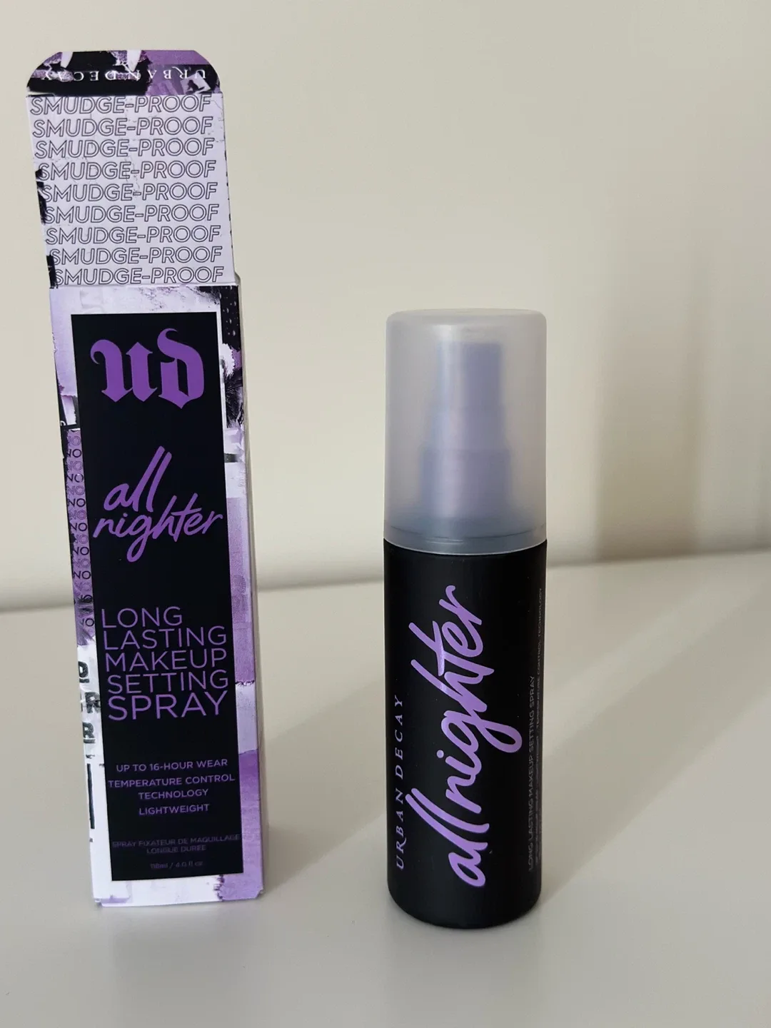 Urban Decay All Nighter Setting Spray image indicator(3)