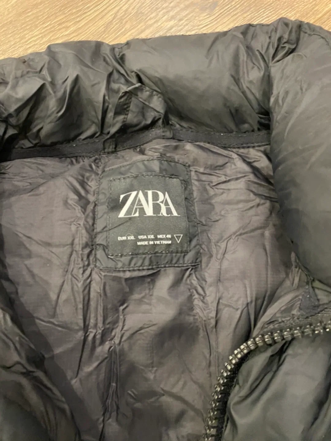 DNWR Black Puffer Jacket image indicator(6)