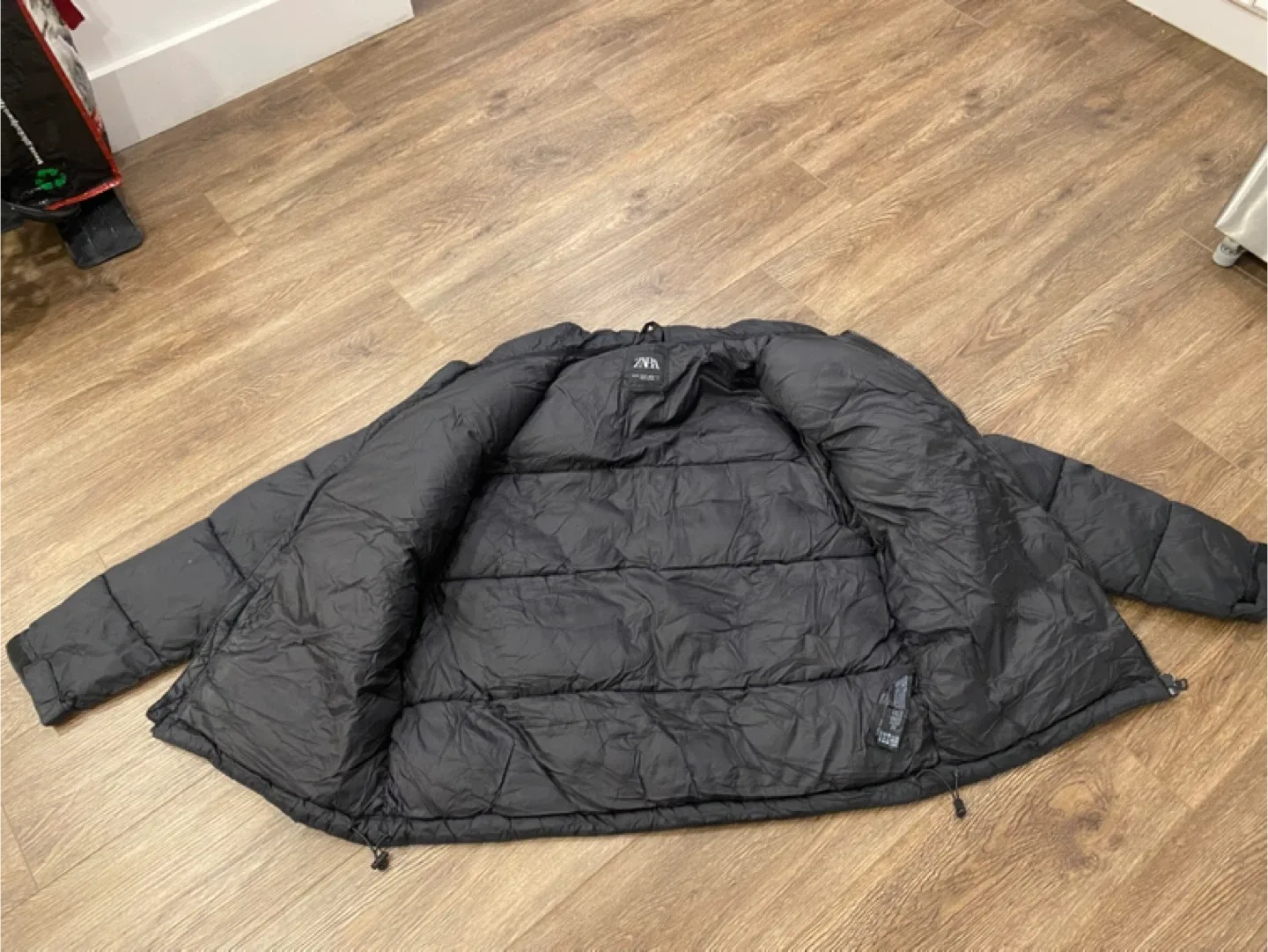 DNWR Black Puffer Jacket image indicator(5)