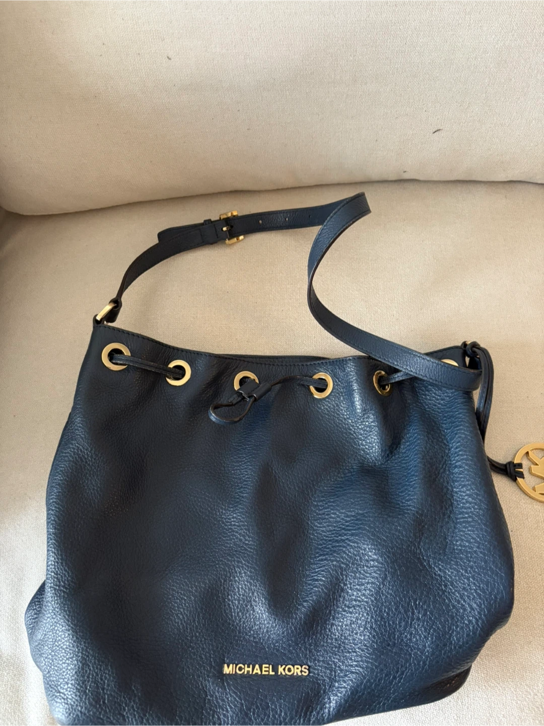 Michael Kors Blue Leather Bucket Bag - photo 2