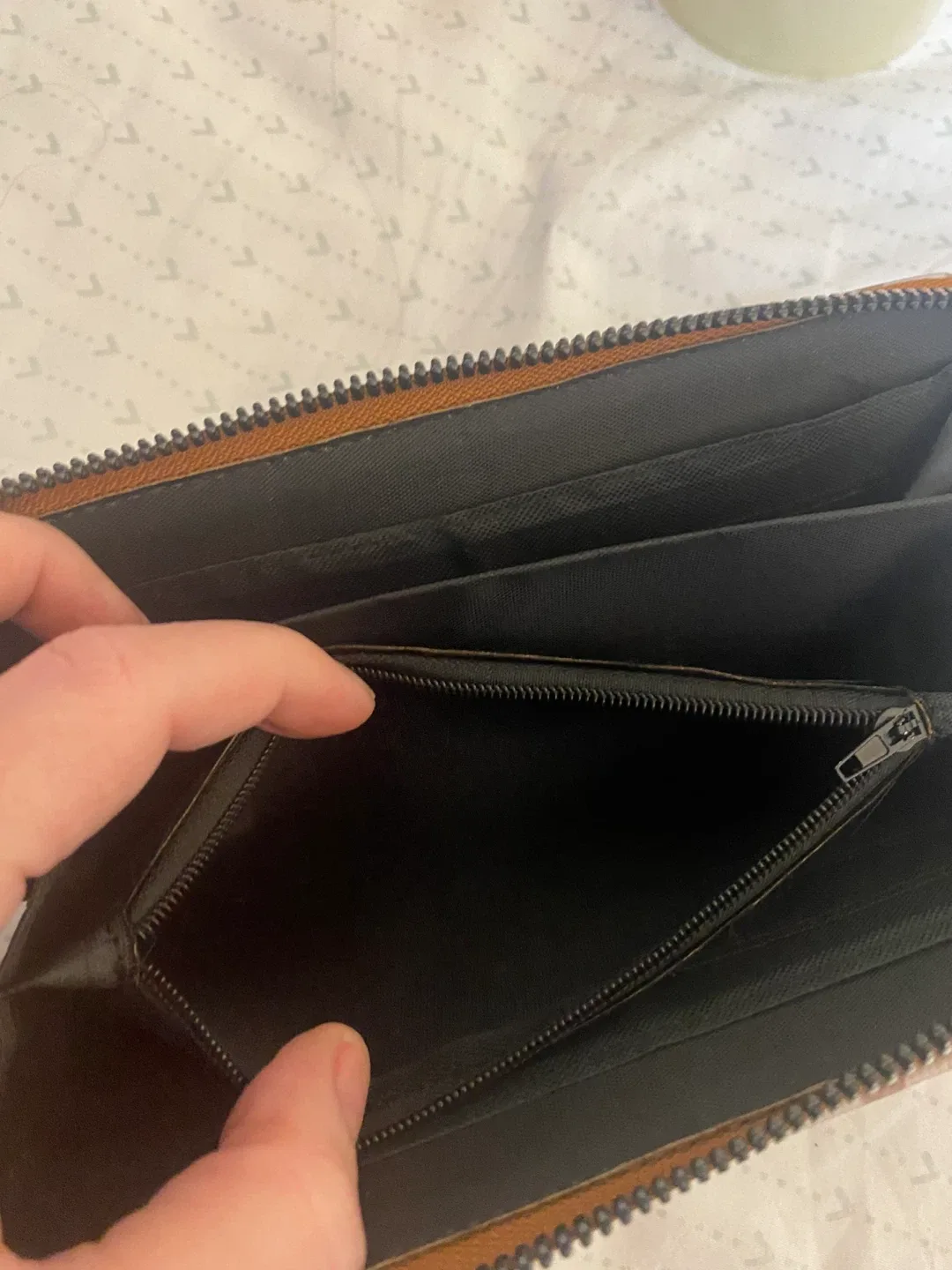 Disney Mickey Mouse Wallet image indicator(3)