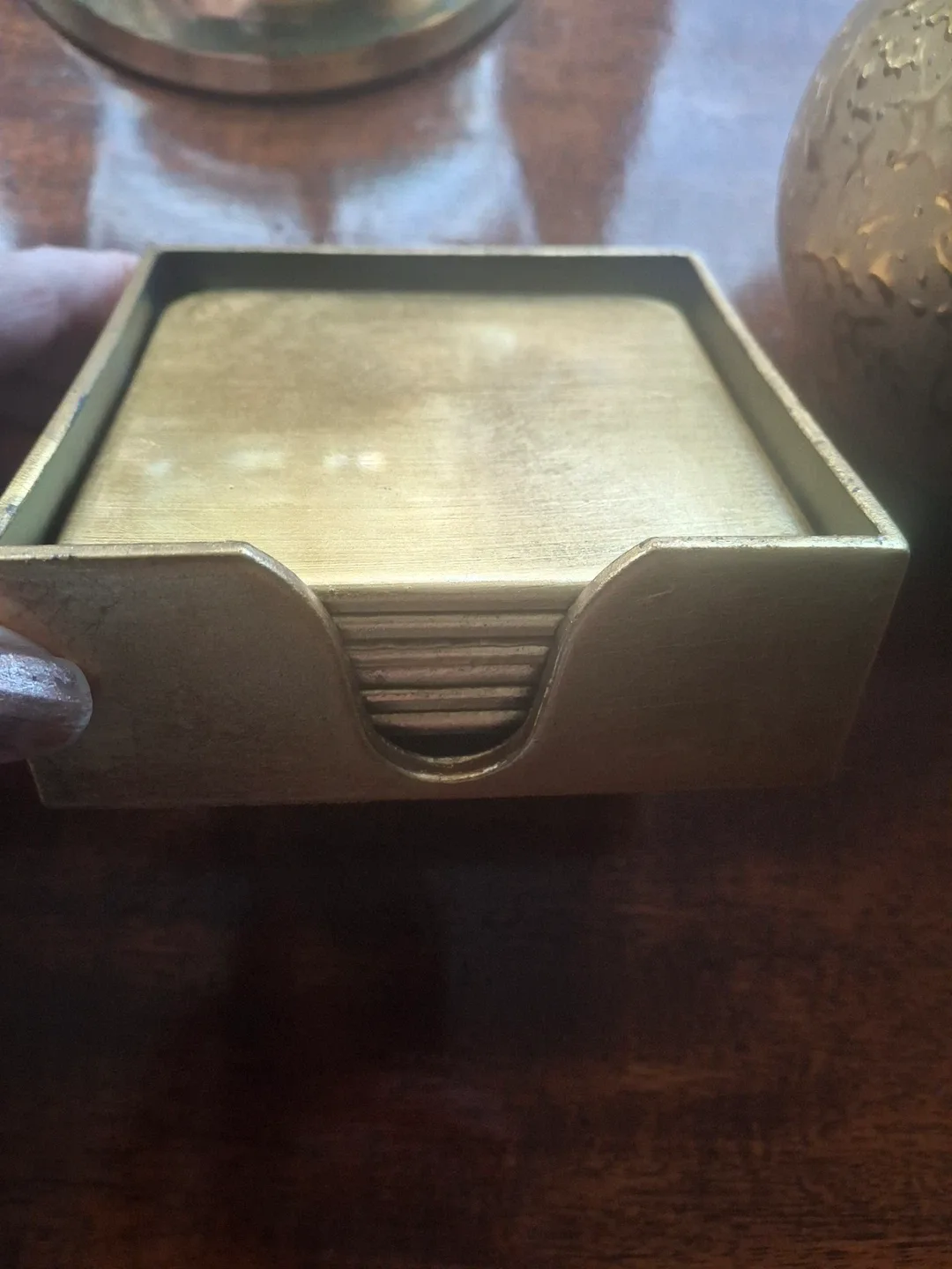 Set of 6 gold coasters with holder image indicator(2)