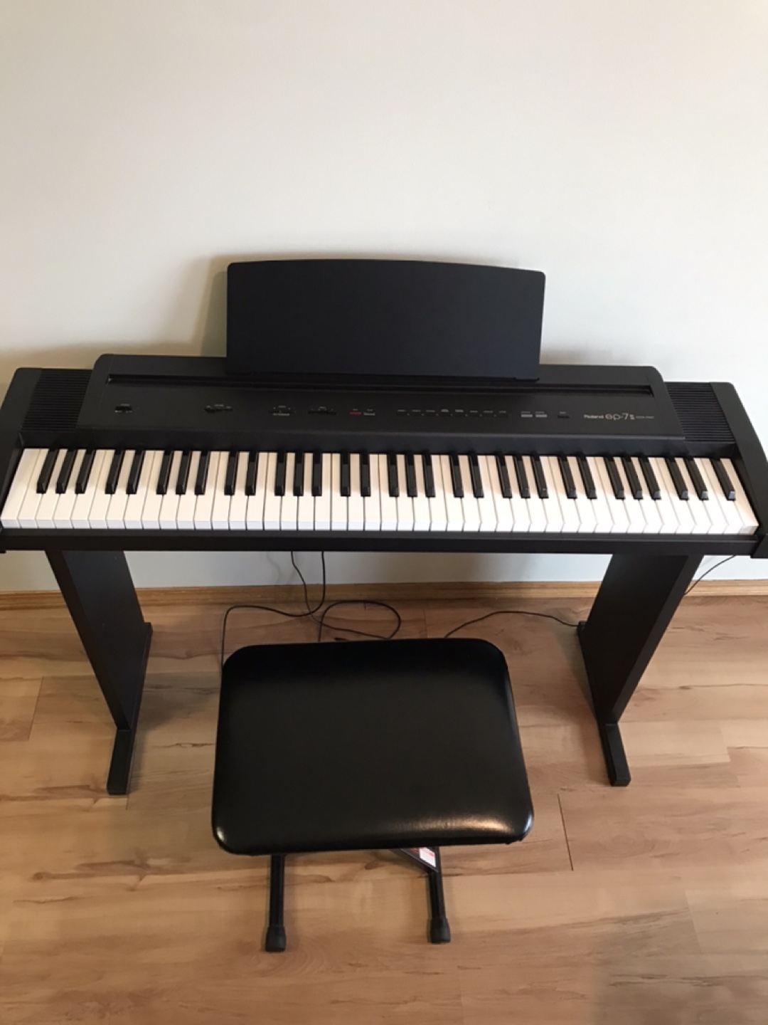 Roland EP-7II Digital Piano with Stand, Pedal & Bench - photo 2