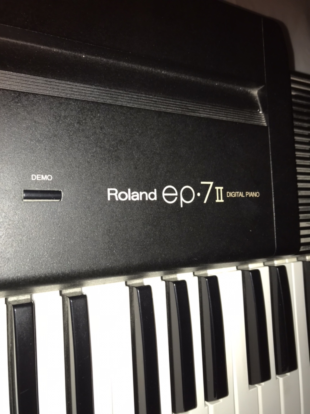 Roland EP-7II Digital Piano with Stand, Pedal & Bench - photo 3