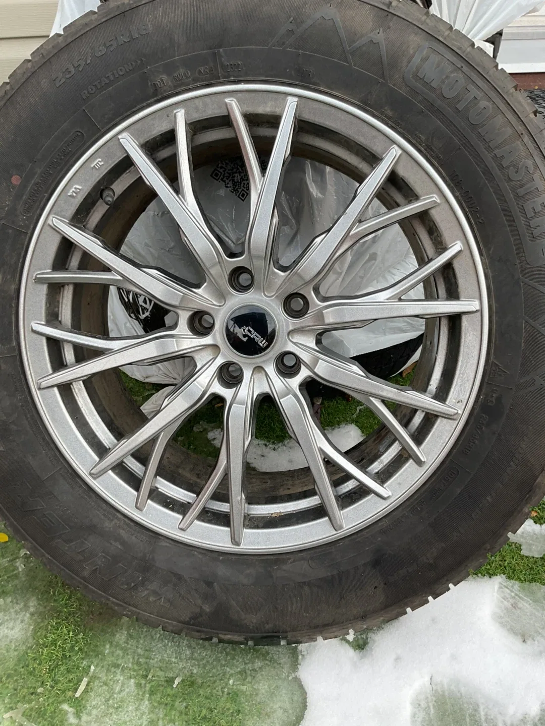 Set of 4 Motomaster Winter Tires on Rims