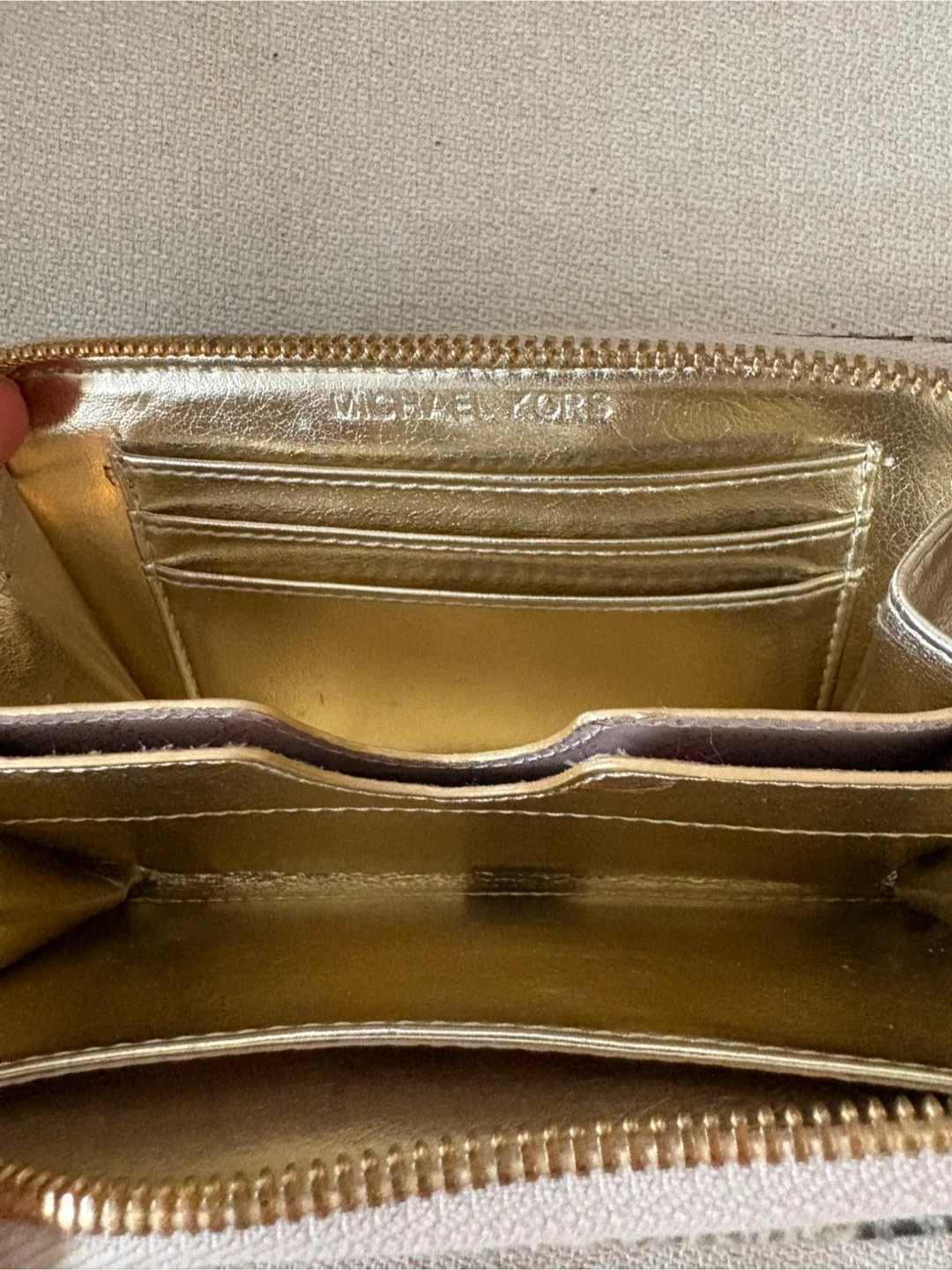 Michael Kors Snakeskin Wristlet - photo 2