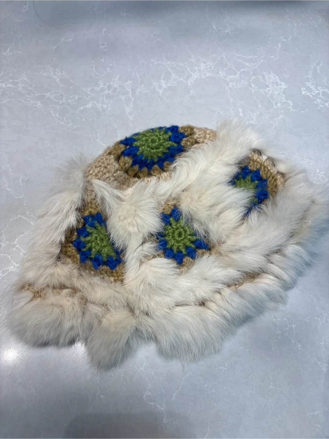 Assorted Beanies & Winter Hats thumbnail