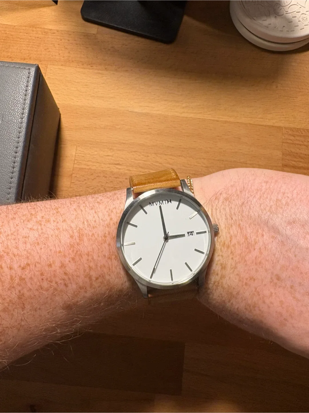 MVMTH Watch with Genuine Leather Strap image indicator(2)