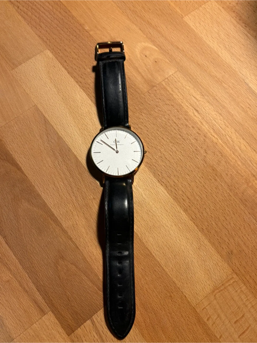 Daniel Wellington Watch - Black Leather Strap