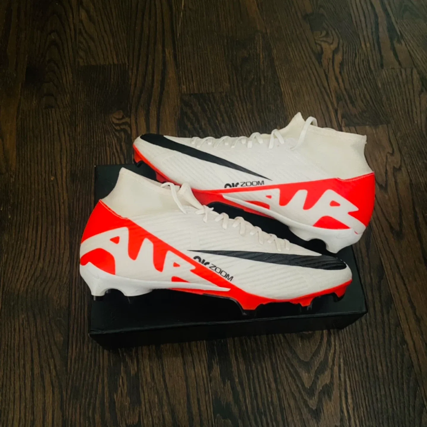 Nike Mercurial Air Zoom Soccer Cleats- Size 8 Men image indicator(2)