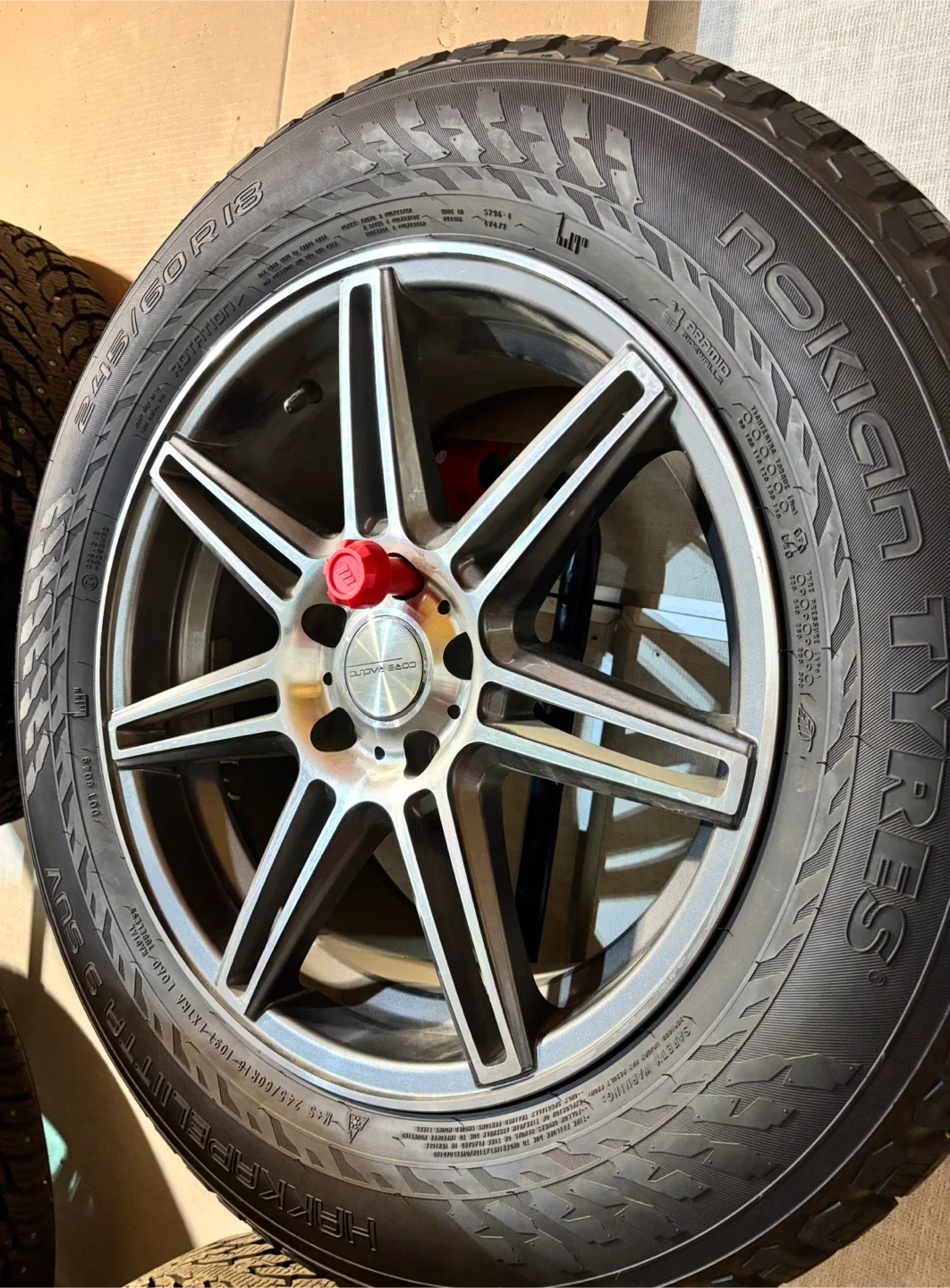 Nokian Hakkapeliitta SUV 3 245/60R18 Winter Tires image indicator(2)