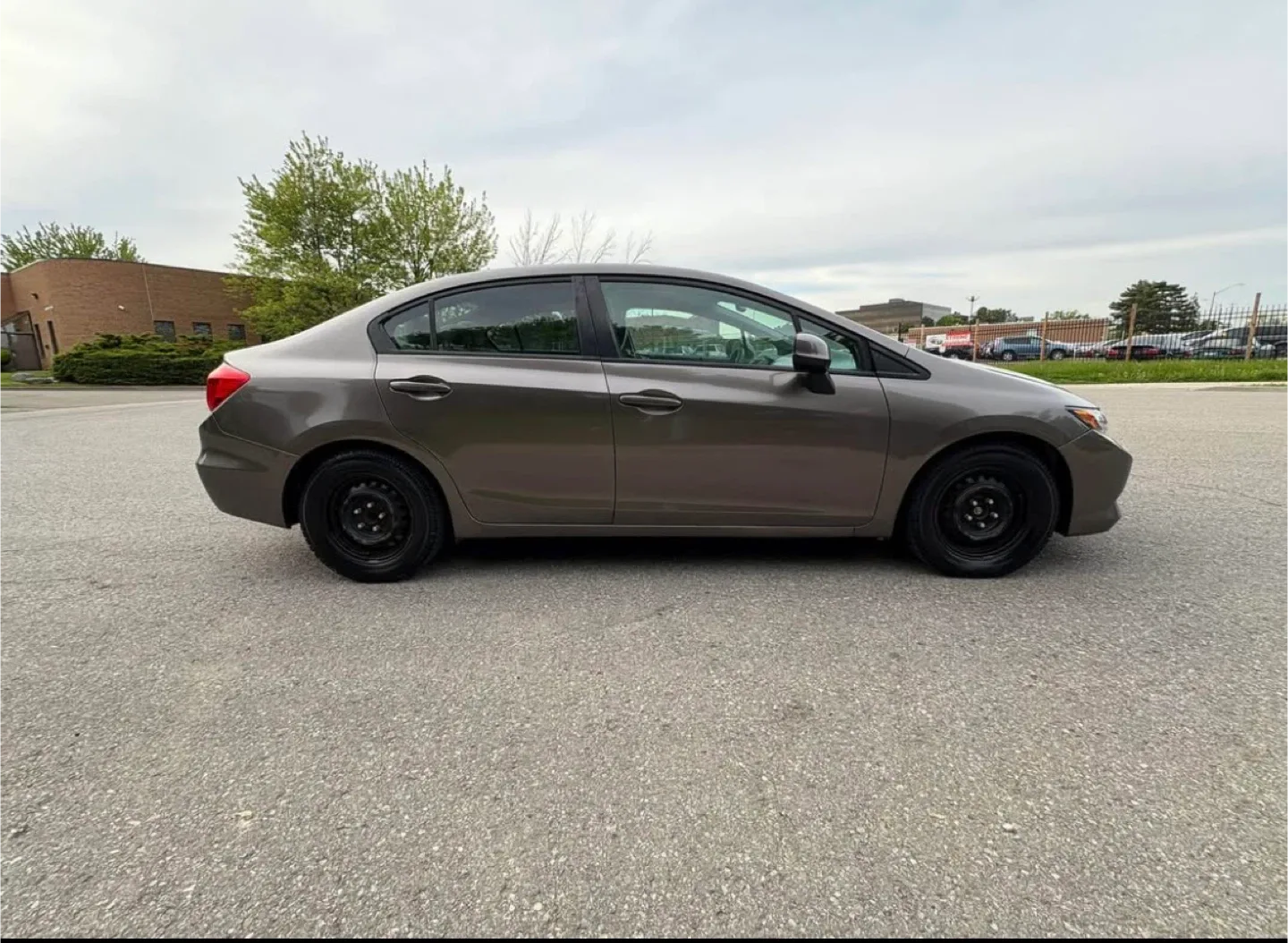 Honda Civic Sedan - Great Condition! image indicator(3)