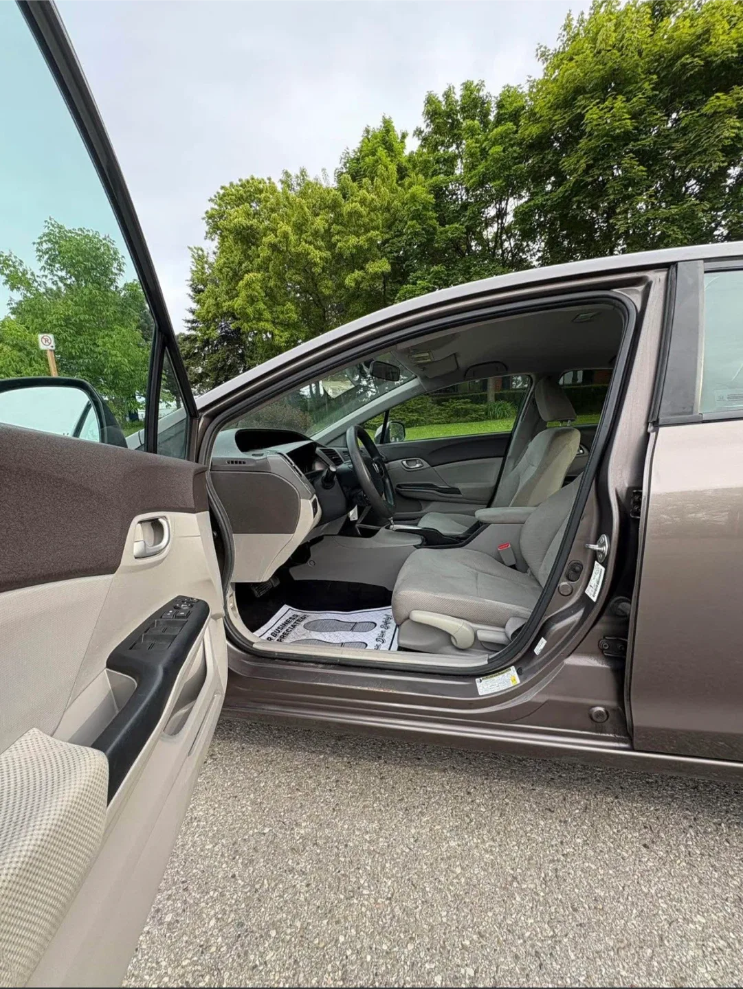 Honda Civic Sedan - Great Condition! image indicator(7)