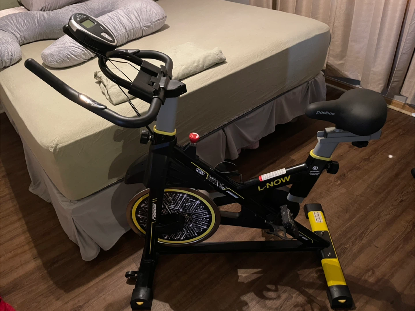 Pooboo L-Now Indoor Exercise Bike - Black/Yellow