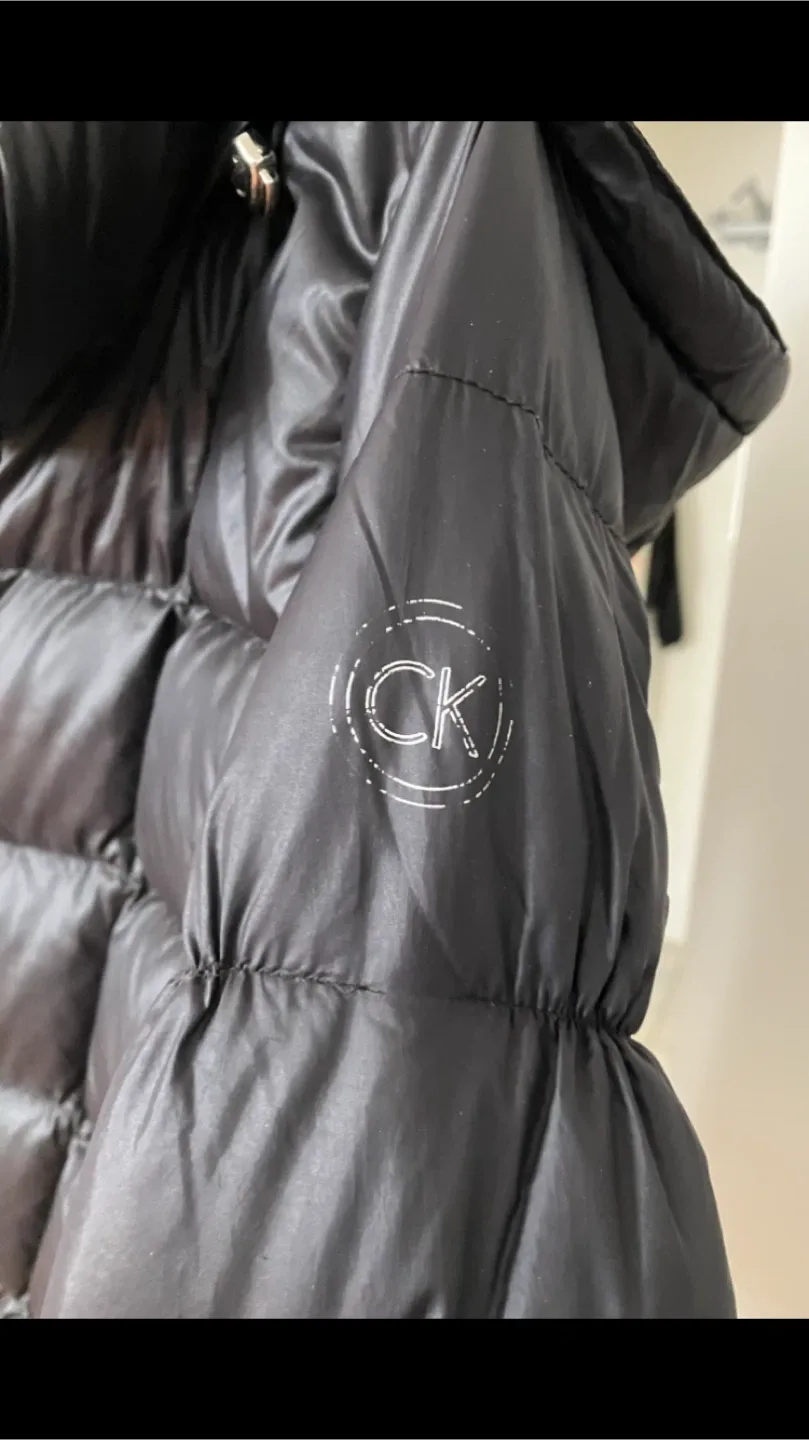 Women’s Calvin Klein Black Down🪶Coat, M-Needs Couple🪡🧵Repairs🖤🧥 image indicator(5)