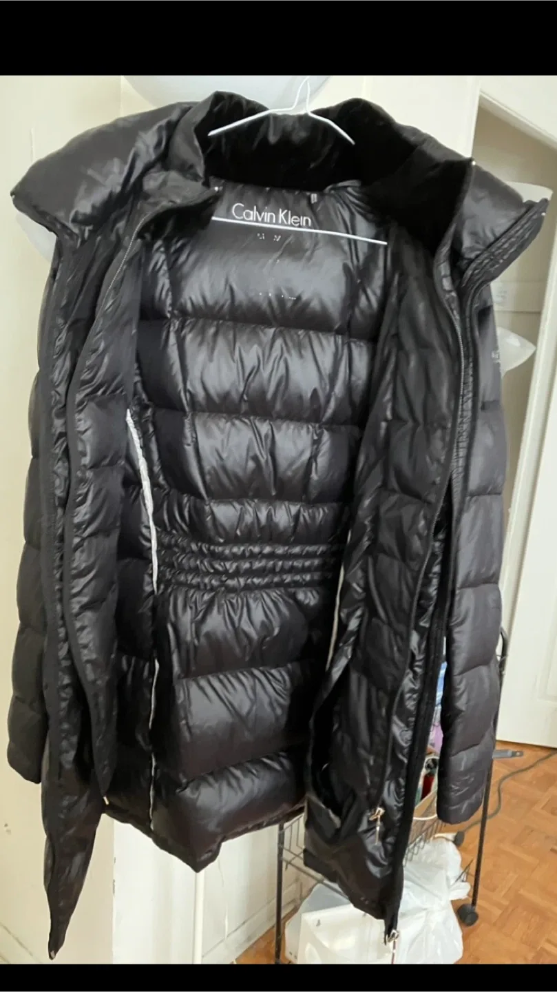 Women’s Calvin Klein Black Down🪶Coat, M-Needs Couple🪡🧵Repairs🖤🧥 image indicator(4)