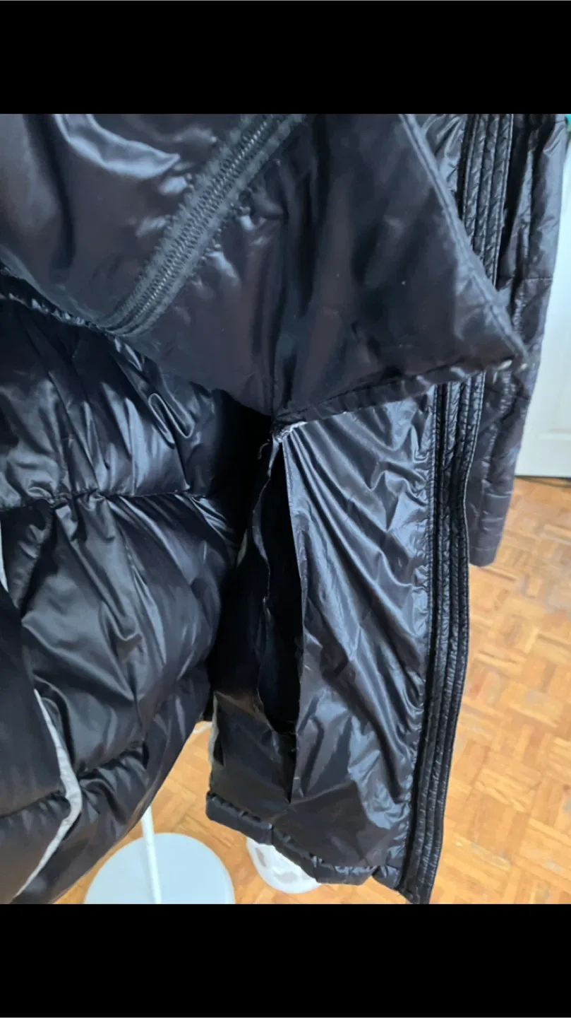 Women’s Calvin Klein Black Down🪶Coat, M-Needs Couple🪡🧵Repairs🖤🧥 image indicator(9)