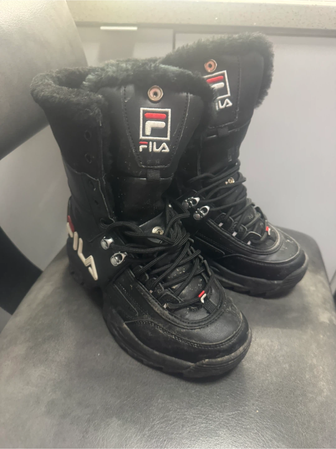 Fila Black Winter Boots US 6