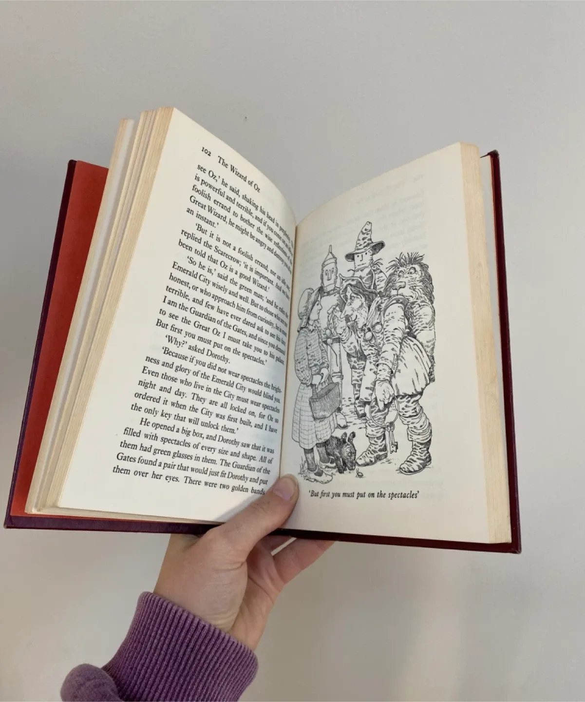 Vintage ‘Wizard of Oz’ hardcover book image indicator(4)