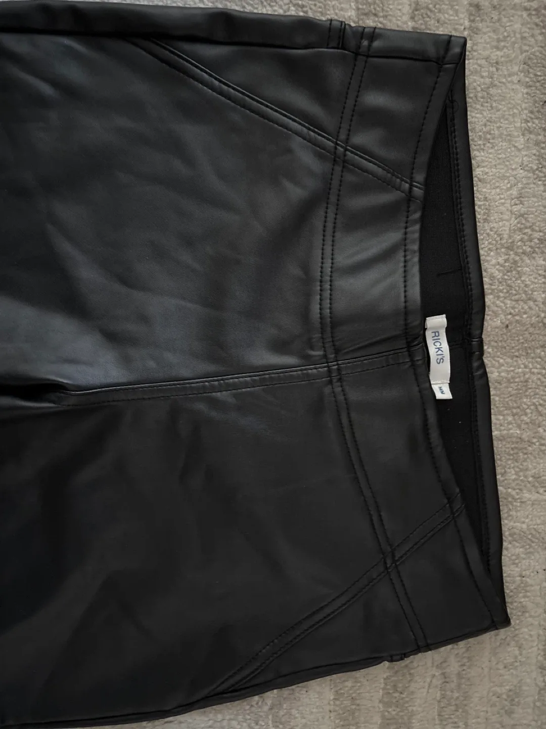 Rickis Black Faux Leather Leggings - Size Small image indicator(2)