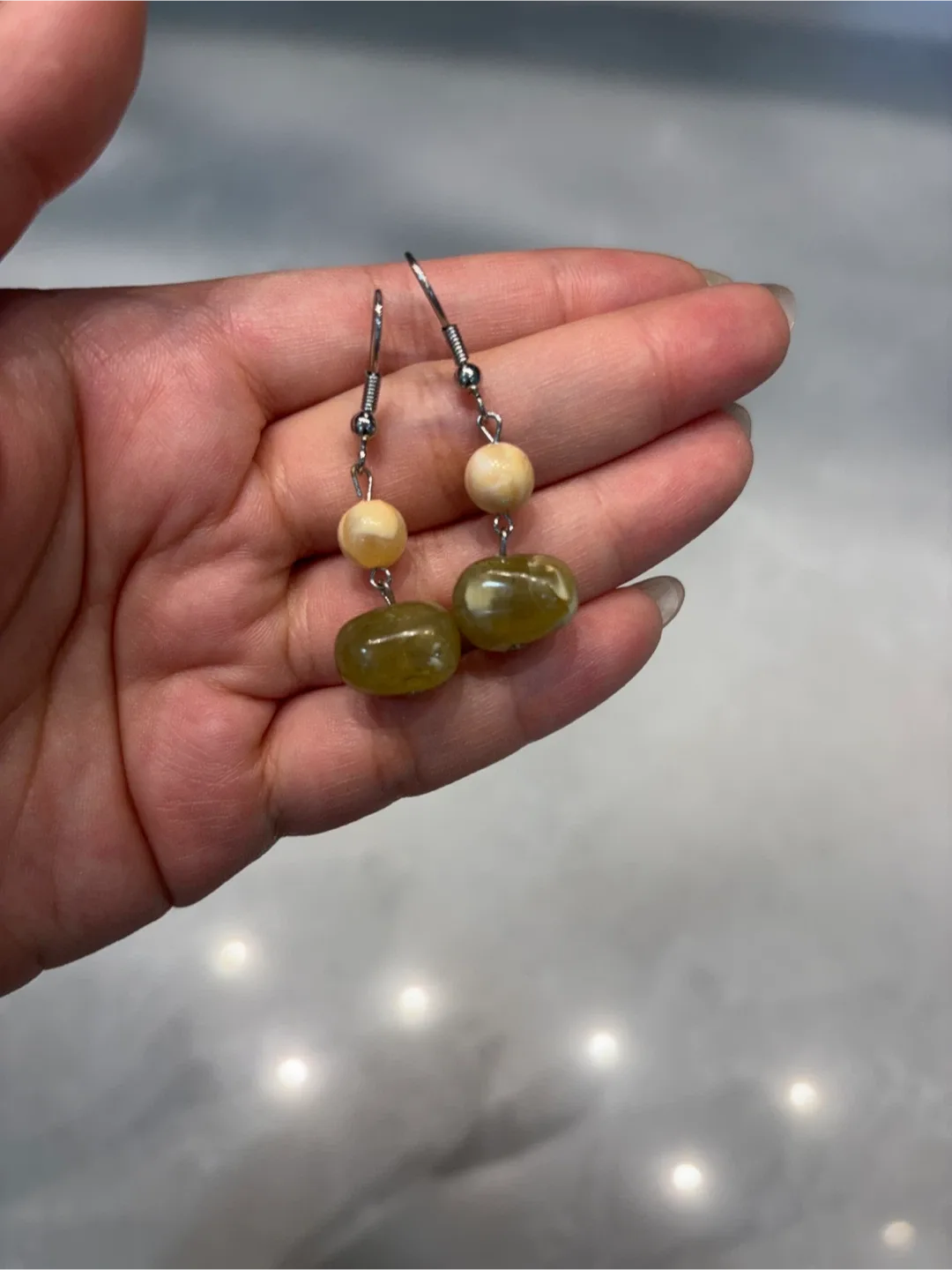 Handmade Beaded Dangle Earrings thumbnail