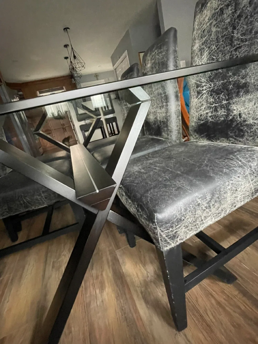 Glass dining table & 6 chairs image indicator(3)