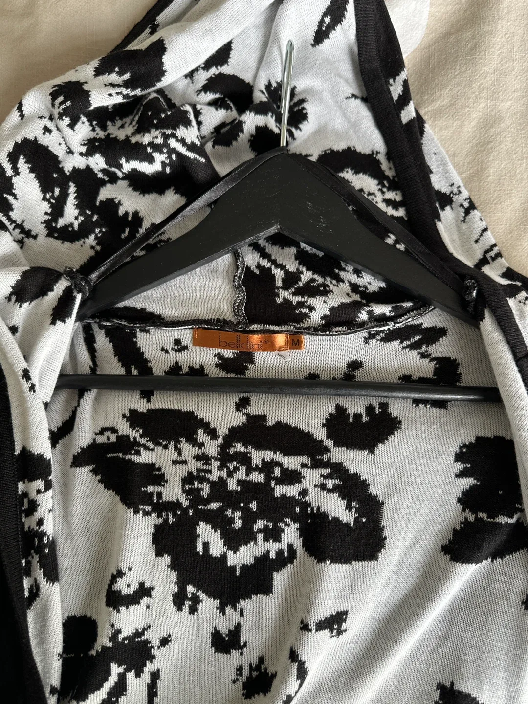 Cardigan - Size M image indicator(3)