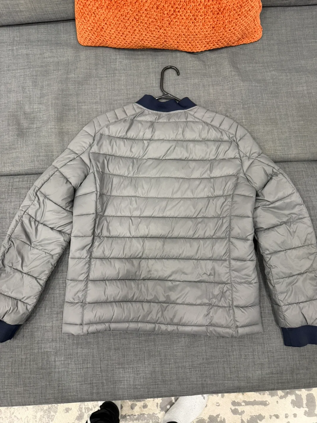 Zara Man Basic Puffer Jacket Size M image indicator(3)