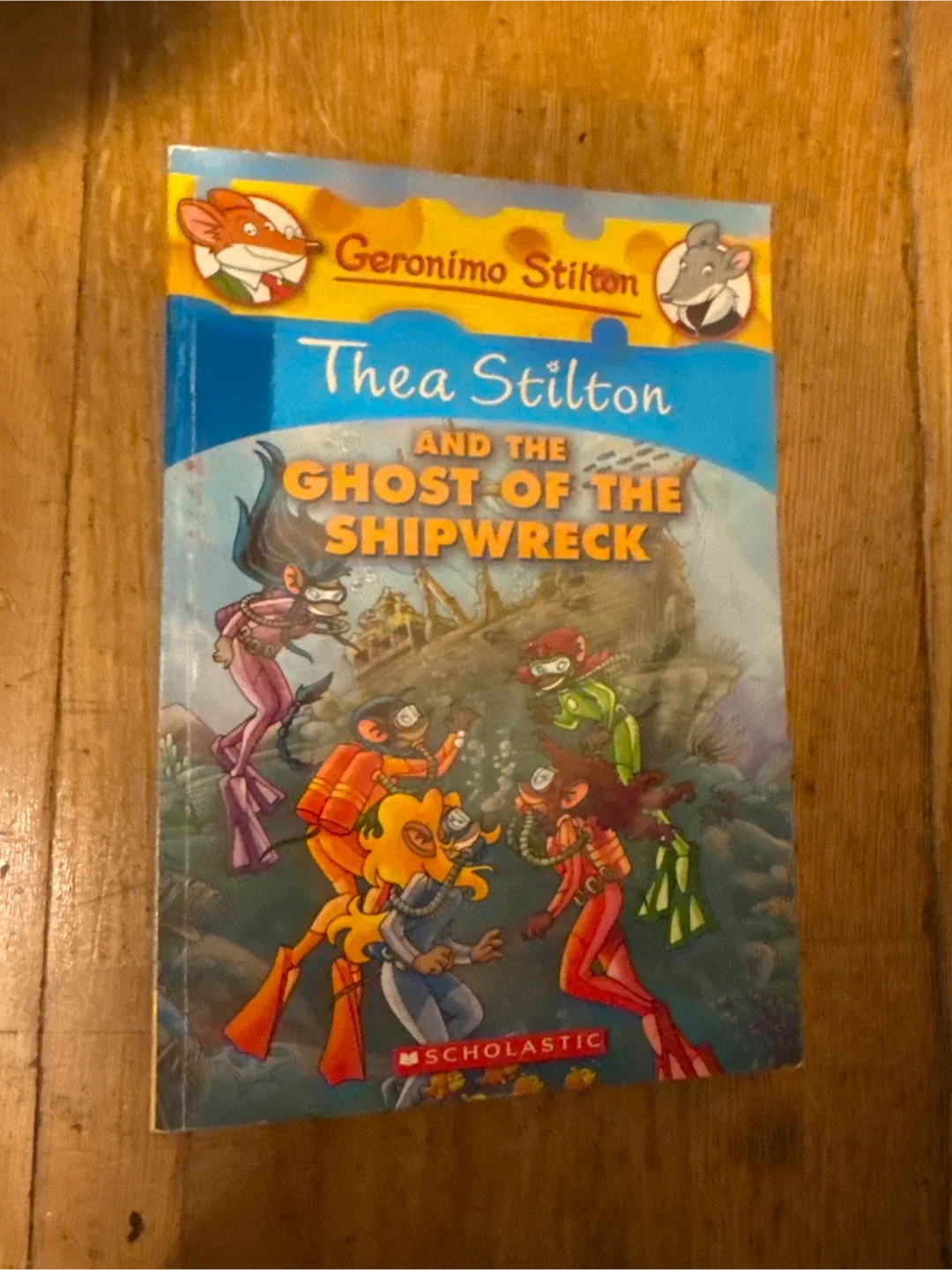 Mixed Lot of Children's Books image indicator(3)