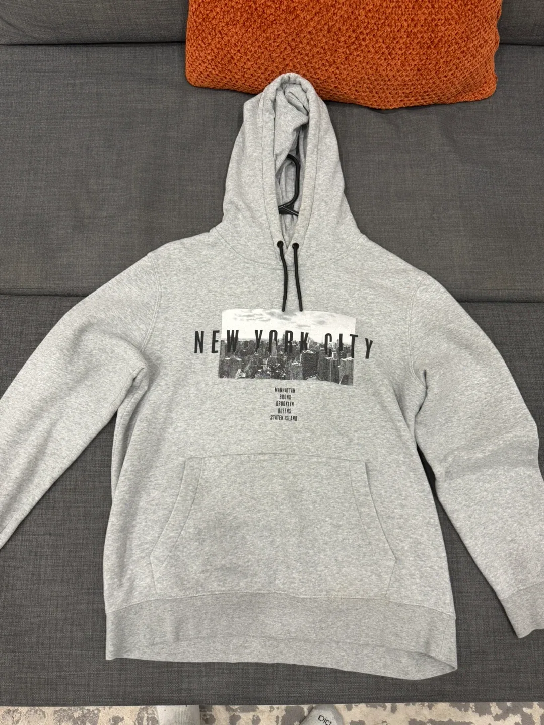 H&M Grey "New York City" Hoodie - Size M