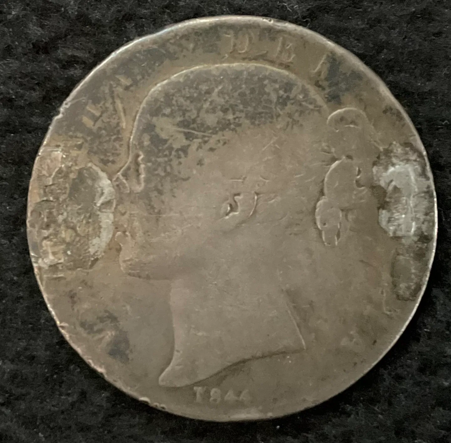 British Enamel Crown Brooch 1844 image indicator(3)