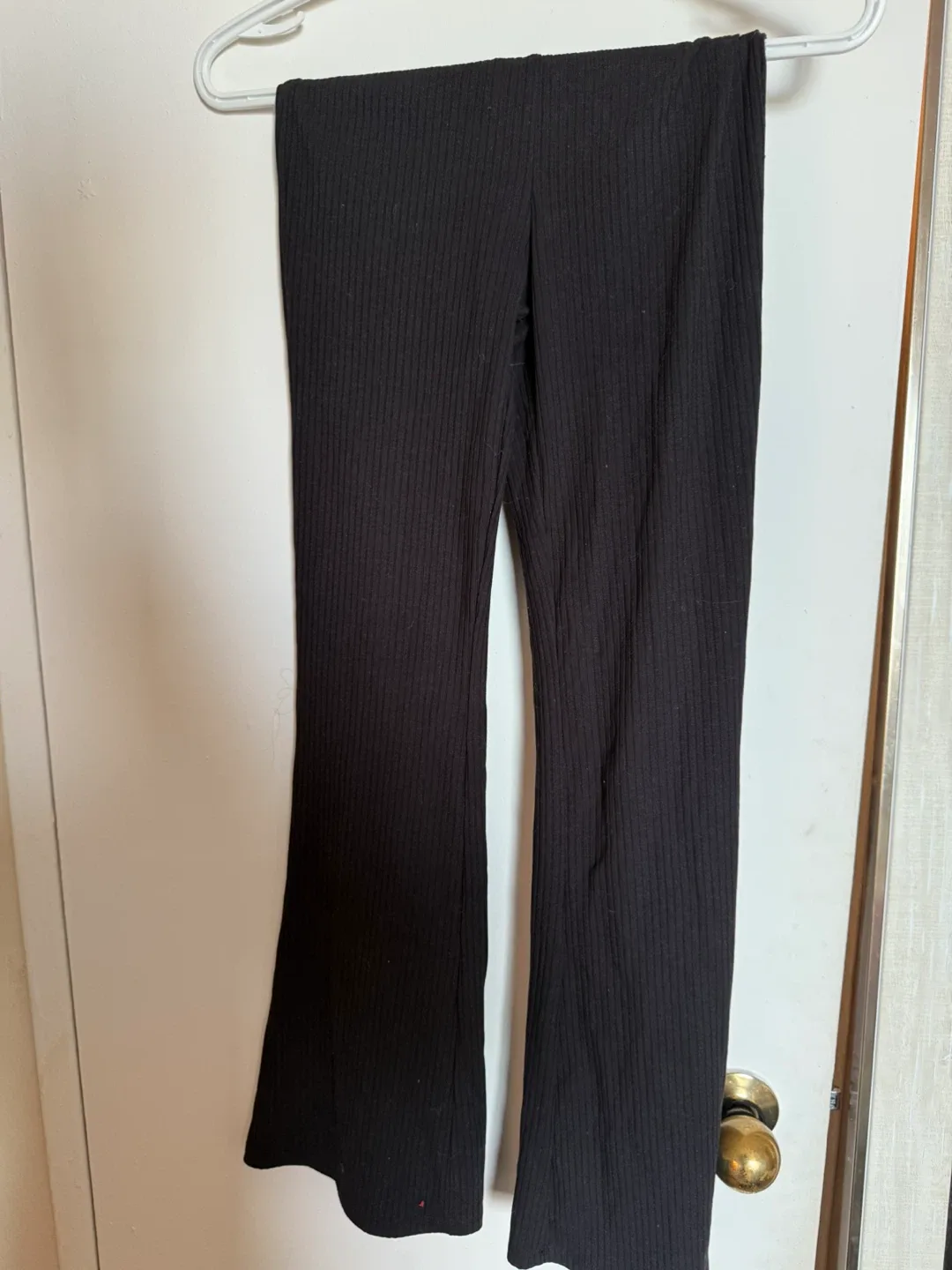Girls Black Ribbed Flare Leggings size 11-12 a CA image indicator(2)