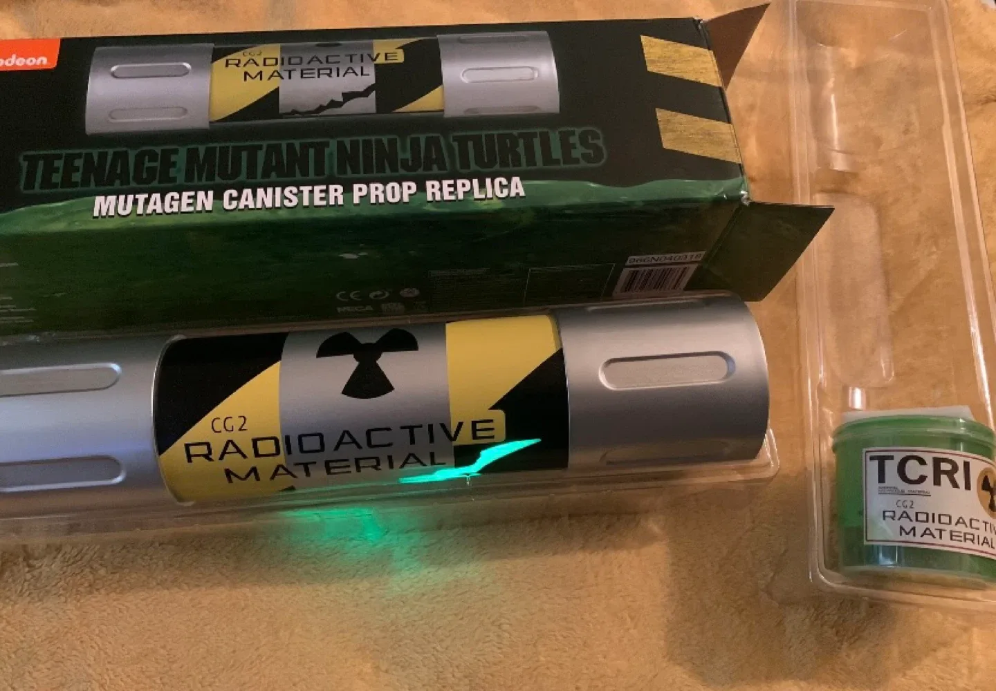 NECA TMNT Mutagen Canister Prop Replica image indicator(6)