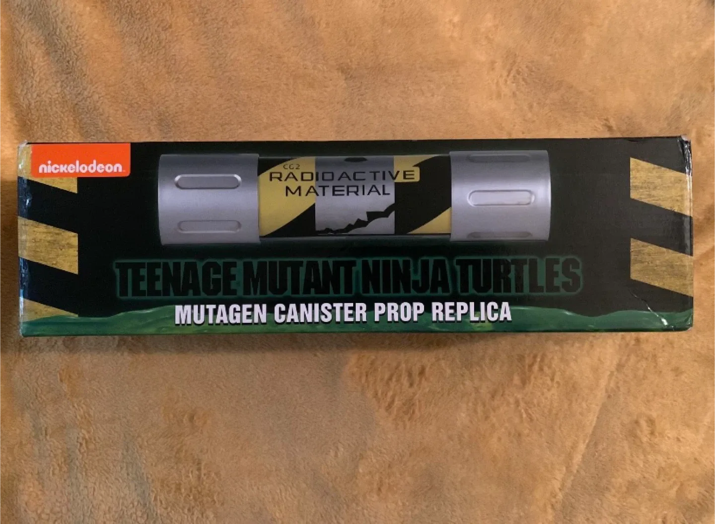 NECA TMNT Mutagen Canister Prop Replica image indicator(2)