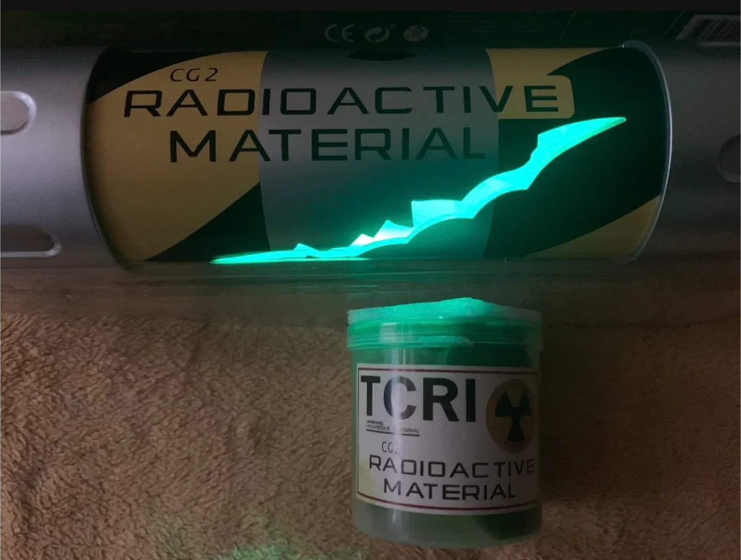 NECA TMNT Mutagen Canister Prop Replica image indicator(7)