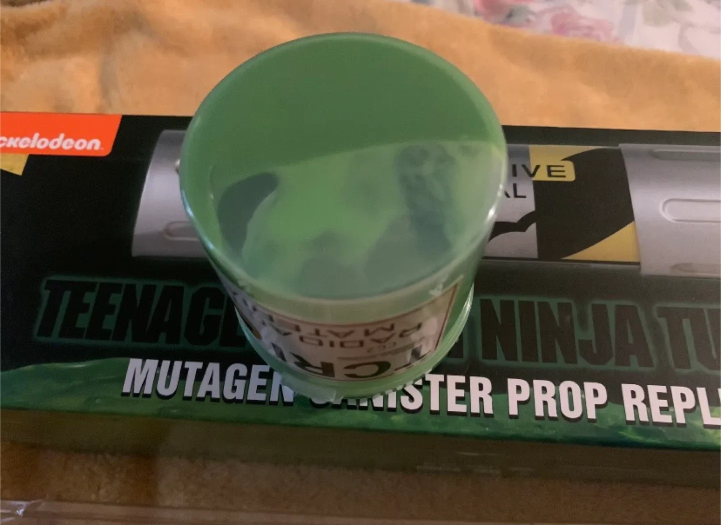 NECA TMNT Mutagen Canister Prop Replica image indicator(9)