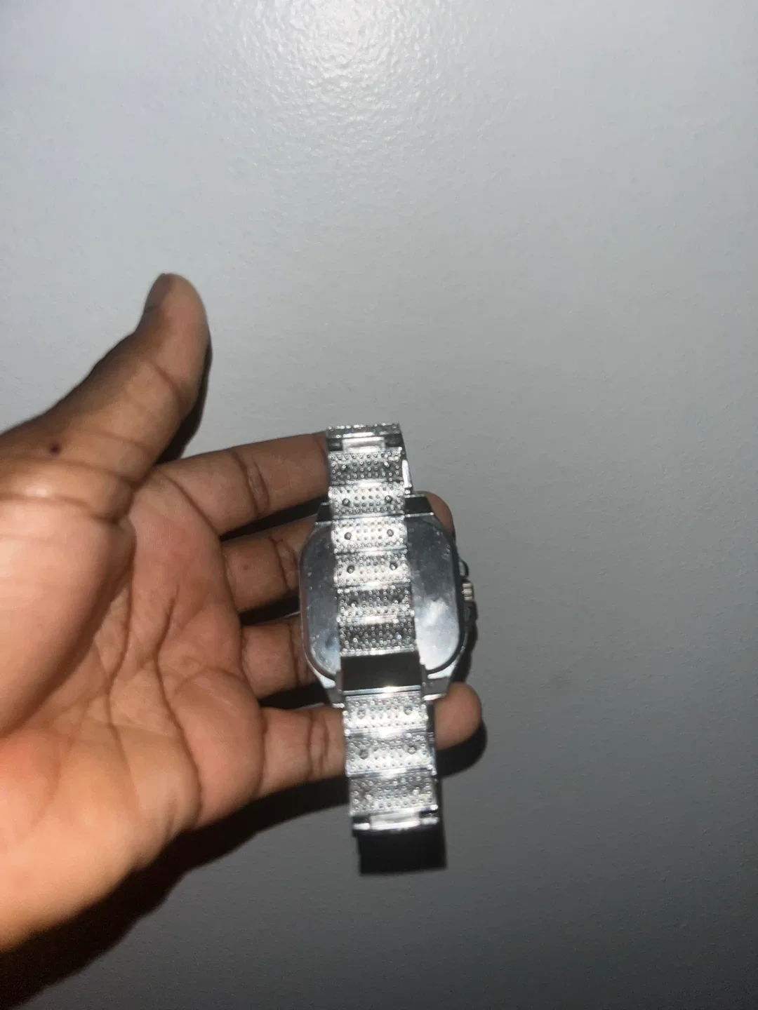 Mossanite watch image indicator(7)