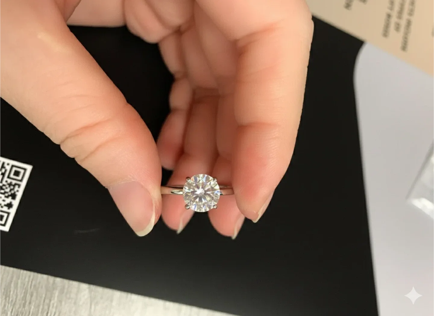 2ct Moissanite Ring, With certificate, Diamond tester passed