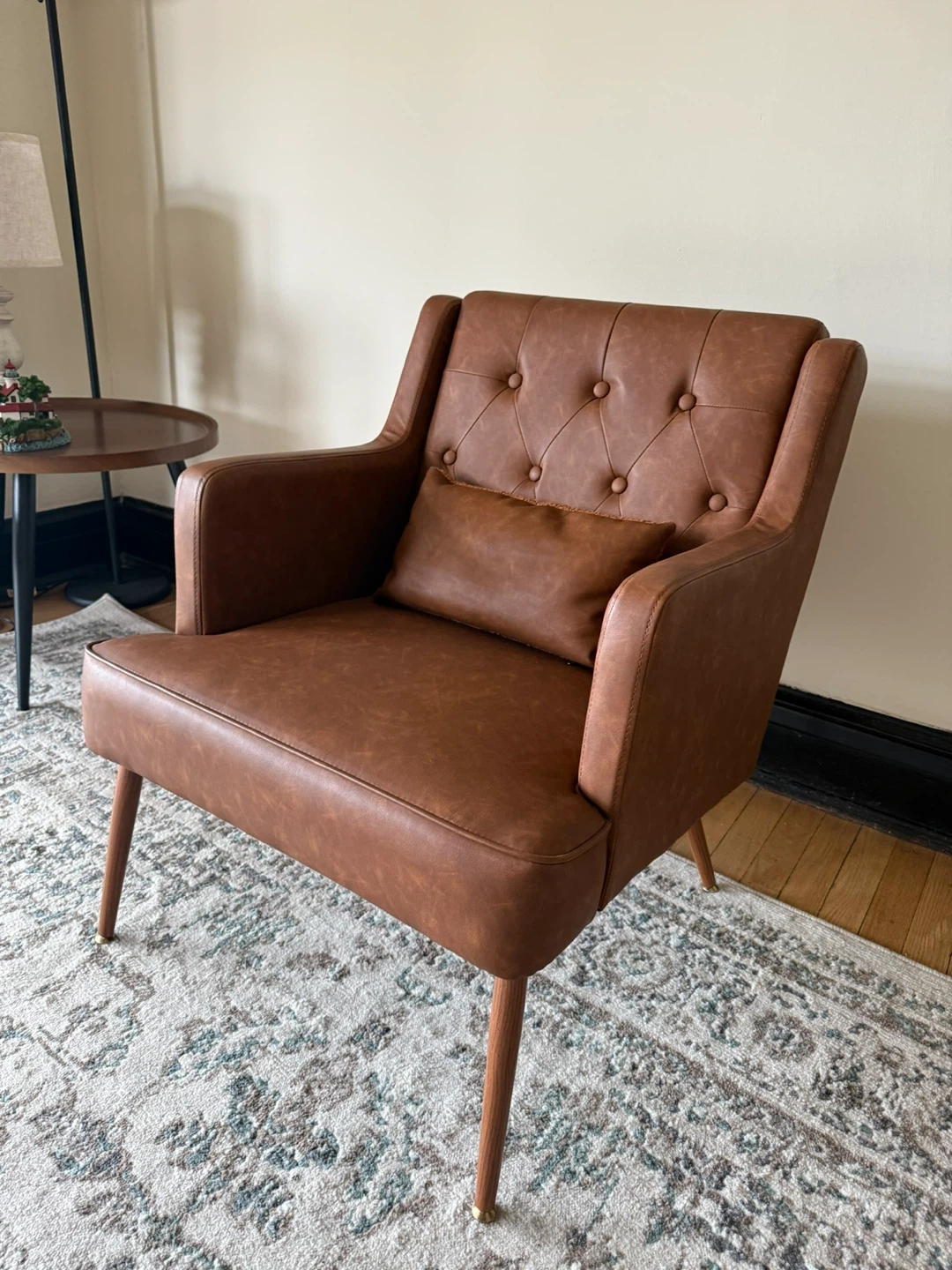 Brown Accent Chair - Great Condition!