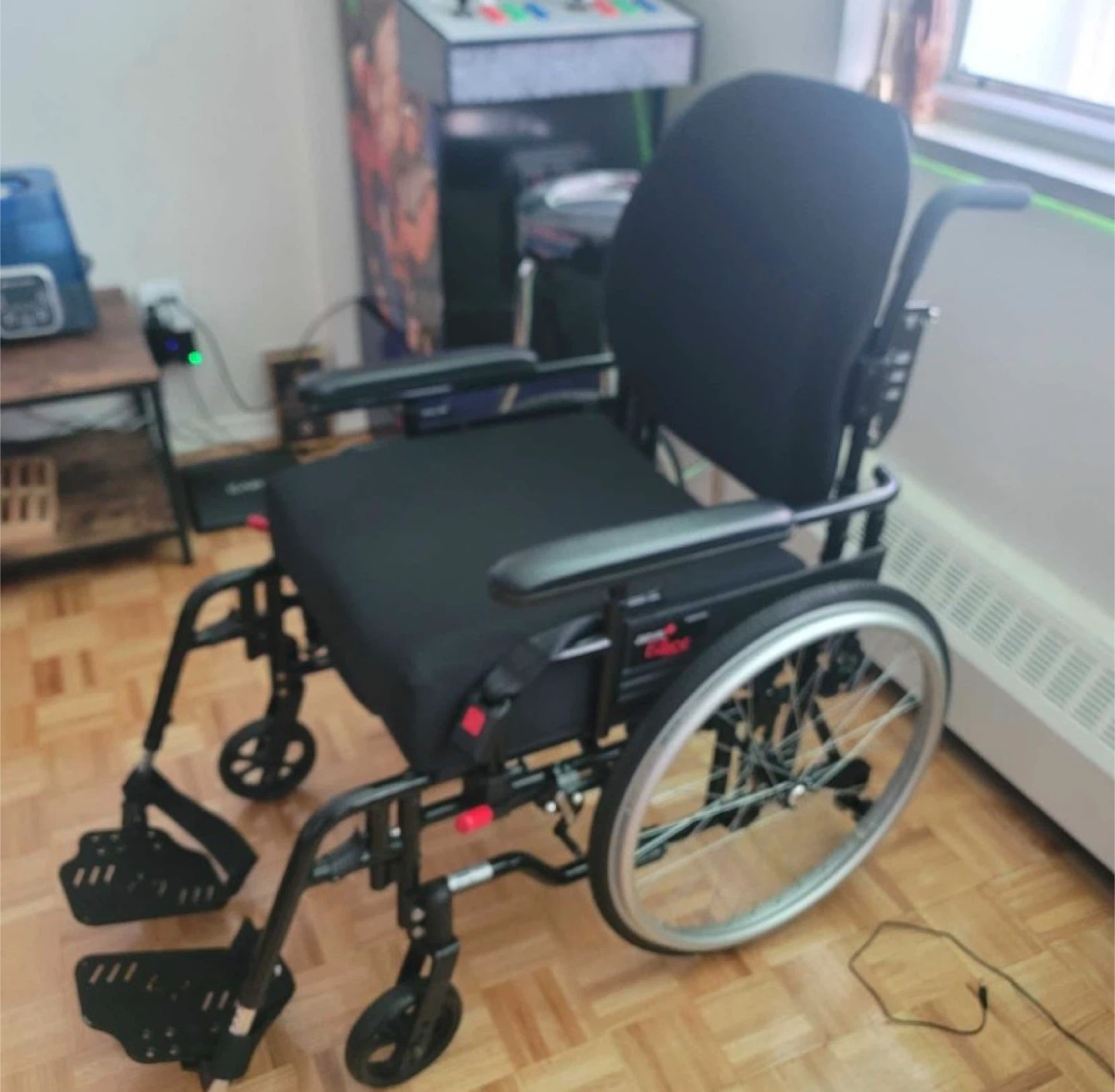 Maple Leaf Ez Ride Wheel Chair $199 *Brand New*