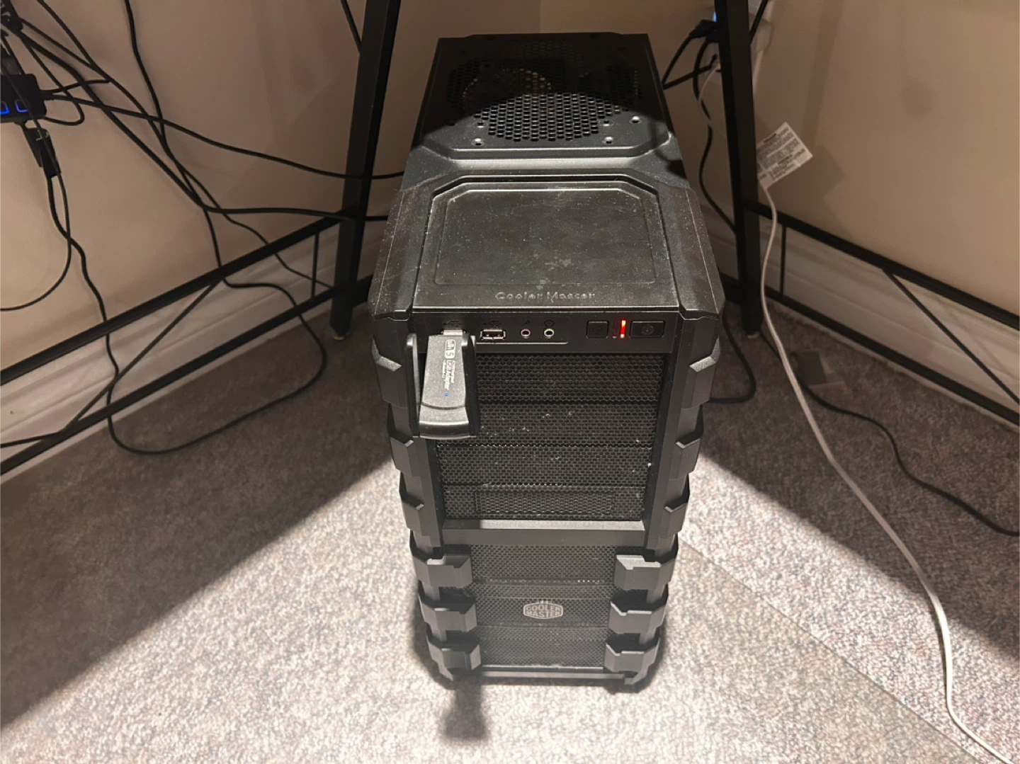 Cooler Master PC Tower - Intel i7 4770K, 16GB RAM, GTX 1080 Ti