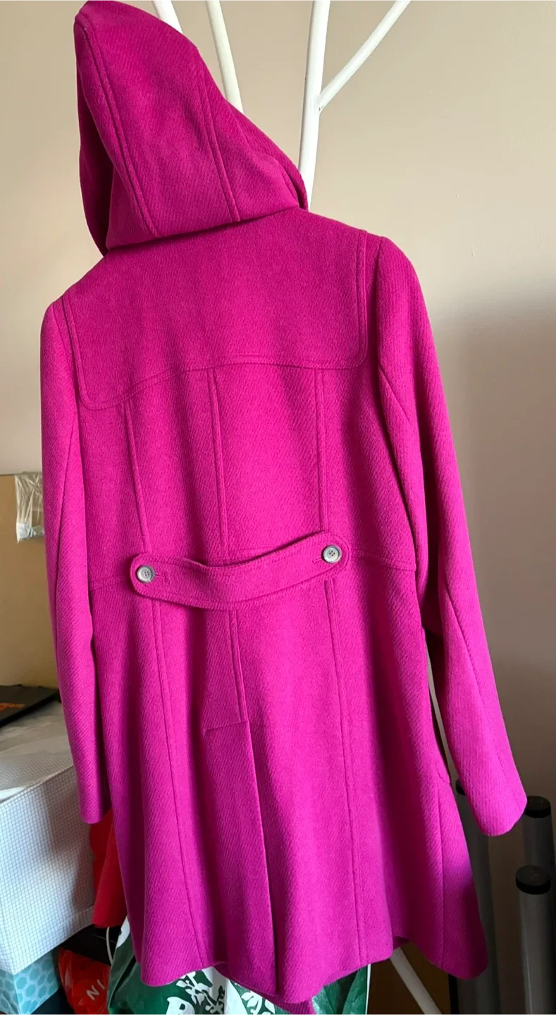 NEW TABLOTS Magenta Wool Coat / Size 6 image indicator(4)