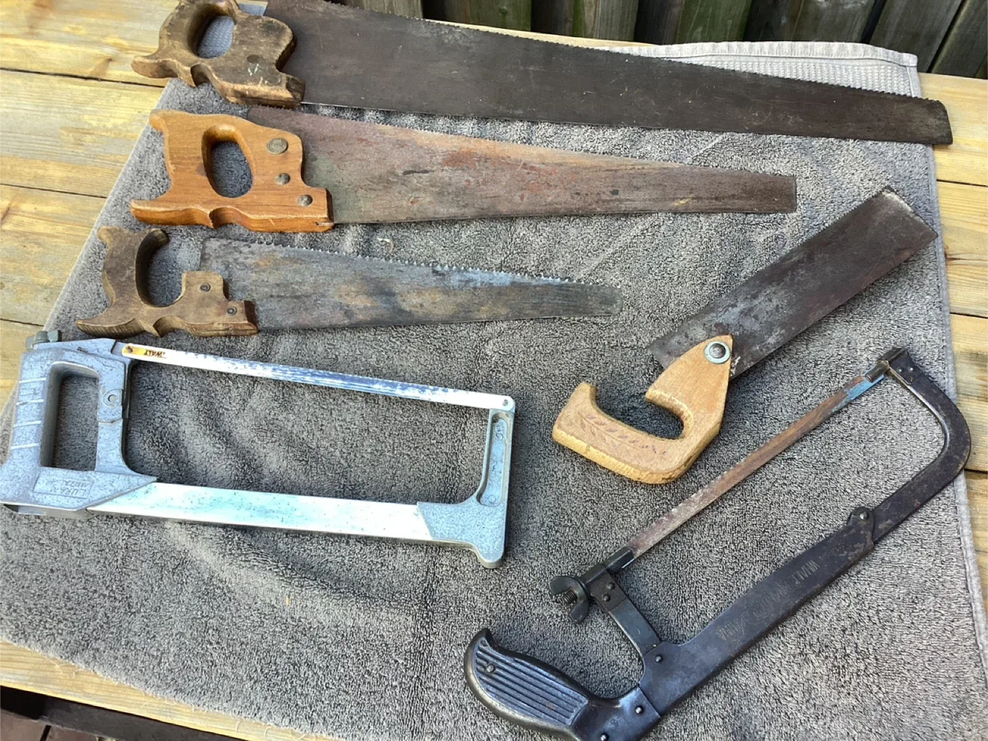 6 Different Vintage Hand Saws ! image indicator(6)