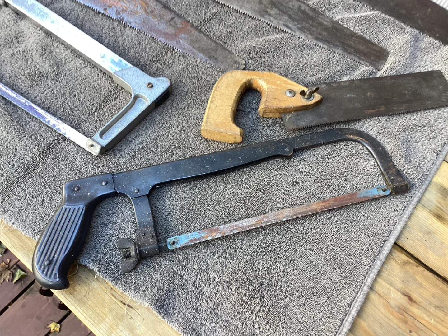 6 Different Vintage Hand Saws ! image indicator(4)