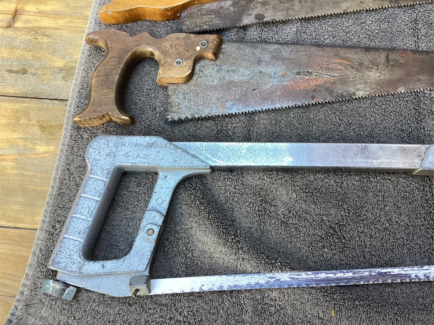 6 Different Vintage Hand Saws ! image indicator(3)