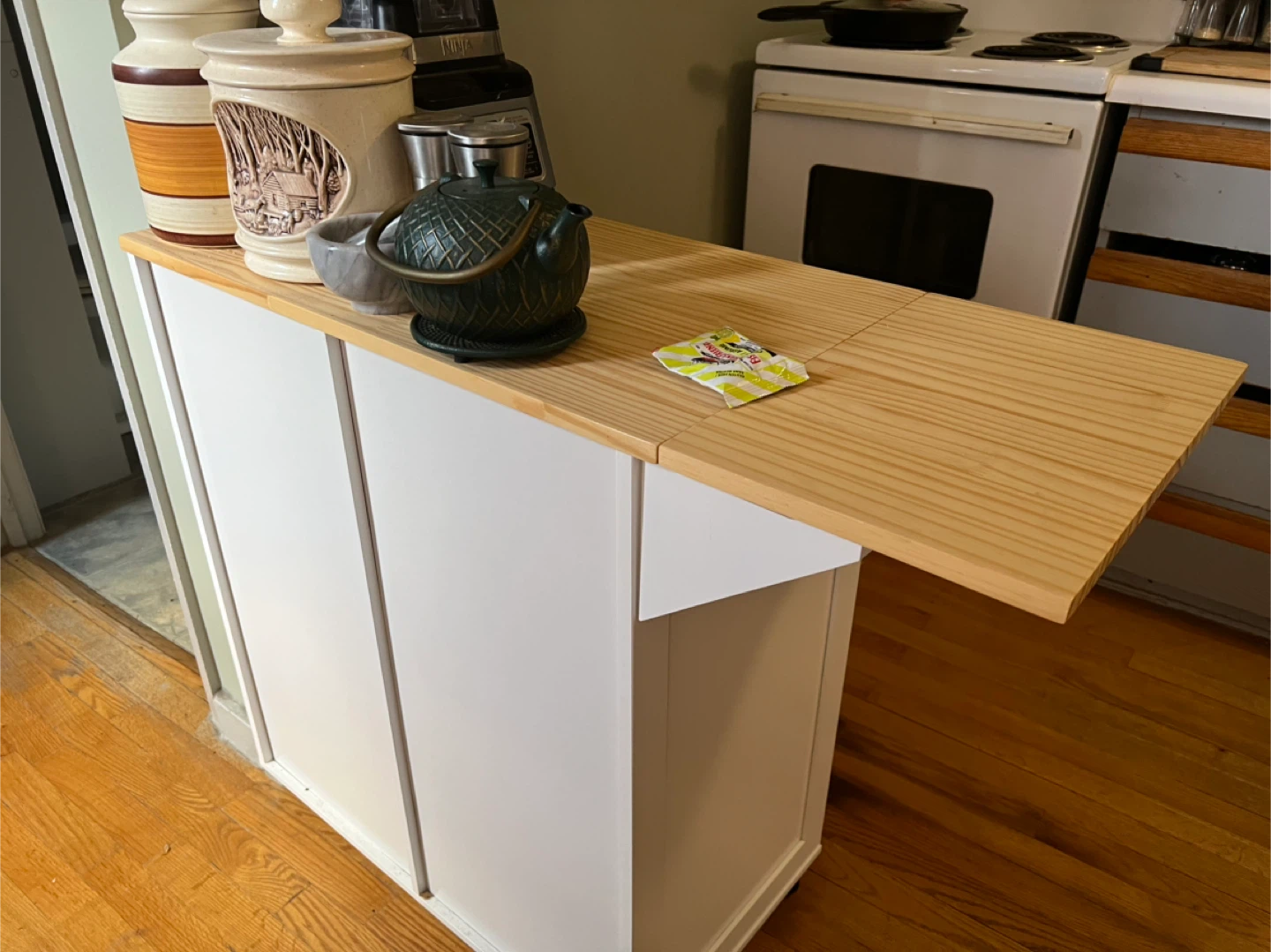 Kitchen Island with Foldable Countertop - photo 3