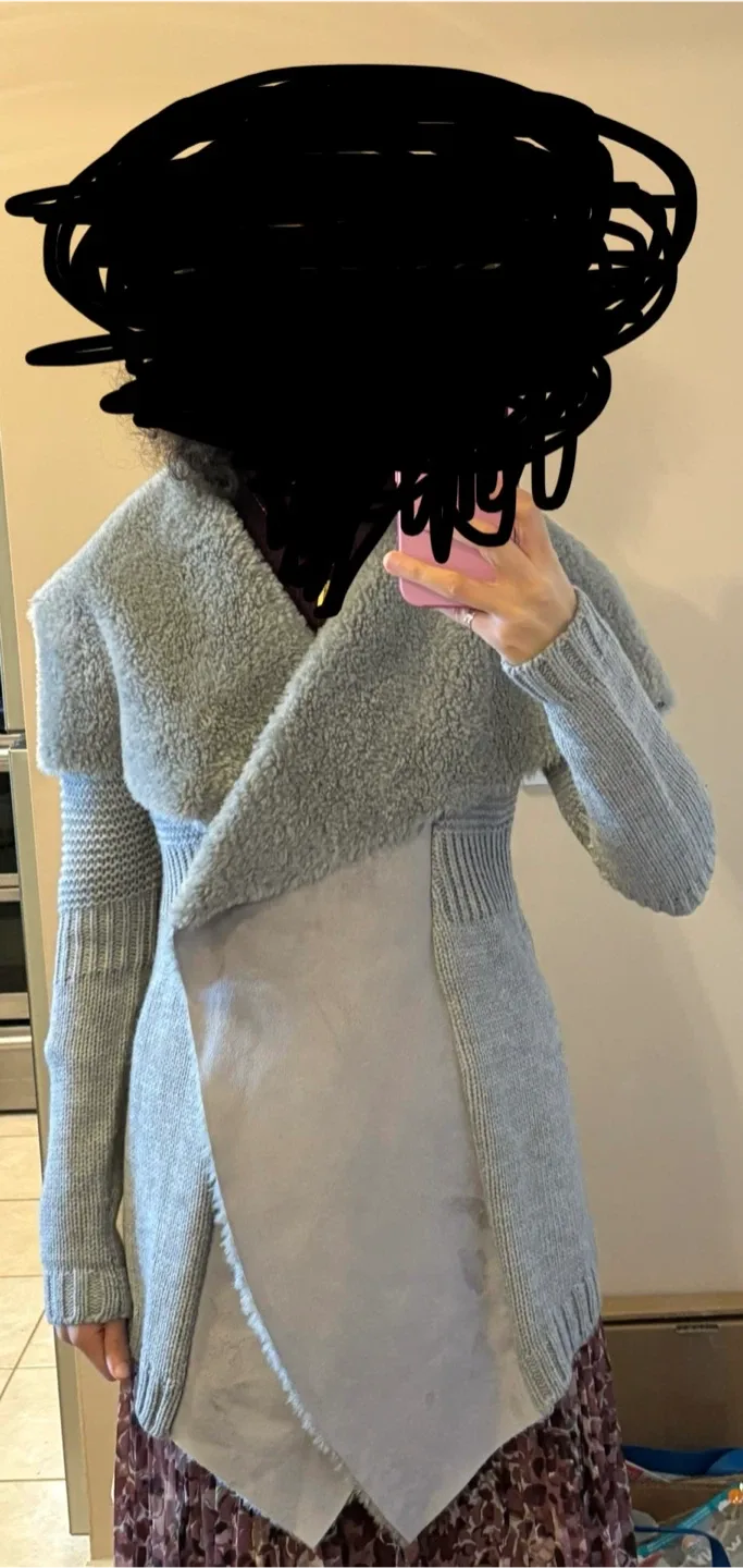 oasis grey/silver cardigan/jacket - S/M image indicator(2)