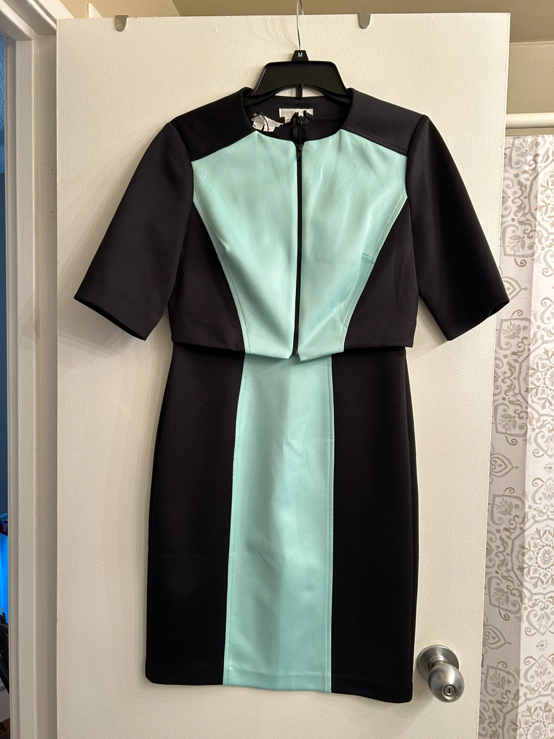 London Times Dress - Size 6